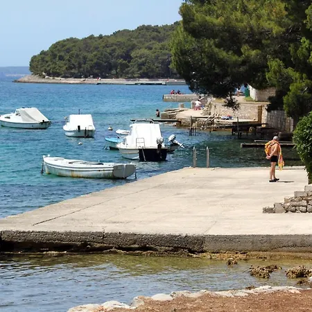 Pensionat By The Sea 2*