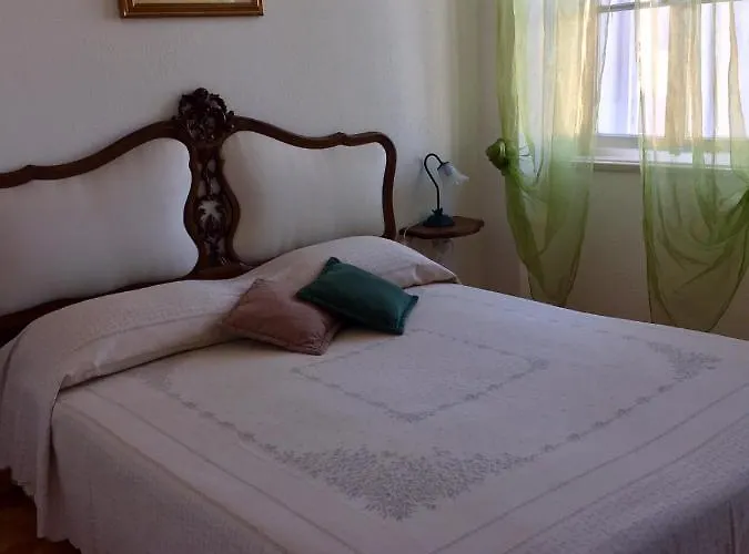 By The Sea 2* 木洛希尼