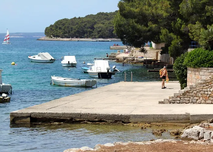 Pensionat By The Sea 2*